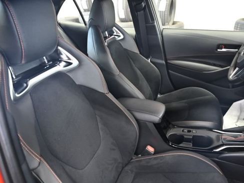 New 2026 Toyota Corolla SE FWD image 17