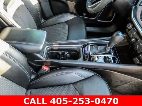 Used 2024 Jeep Compass Latitude AWD/4WD image 16