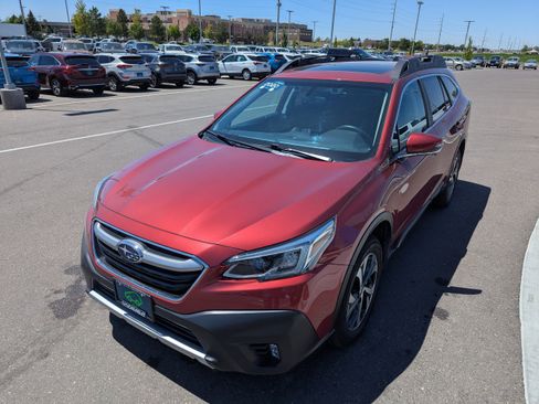 Used 2020 Subaru Outback Limited w/ Popular Package #2 AWD/4WD image 8
