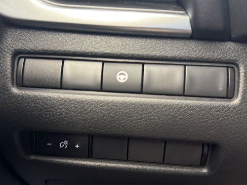 Certified 2021 Nissan Rogue SV AWD/4WD image 24