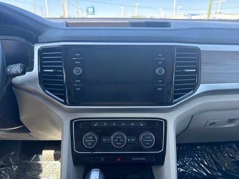 Used 2022 Volkswagen Atlas SEL AWD/4WD image 23