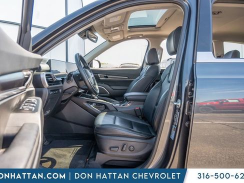 Used 2024 Kia Telluride S w/ S Sunroof Package FWD image 5