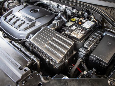 Certified 2023 Volkswagen Tiguan S image 12