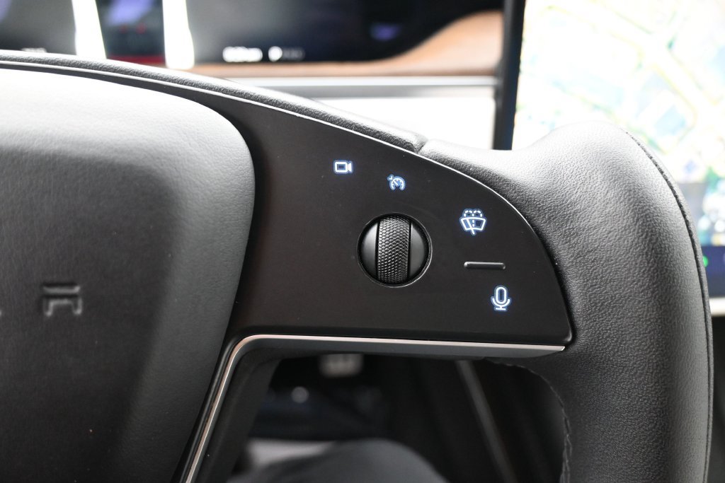 Used 2023 Tesla Model S AWD/4WD image 26