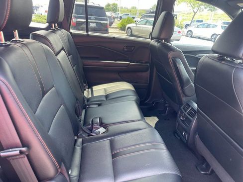 Used 2022 Honda Passport TrailSport image 13