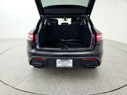 Used 2022 Porsche Macan image 15