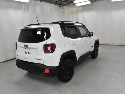 Used 2018 Jeep Renegade Trailhawk w/ Cold Weather Group II image 5