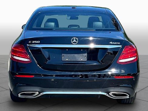 Used 2020 Mercedes-Benz E 350 4MATIC Sedan image 5