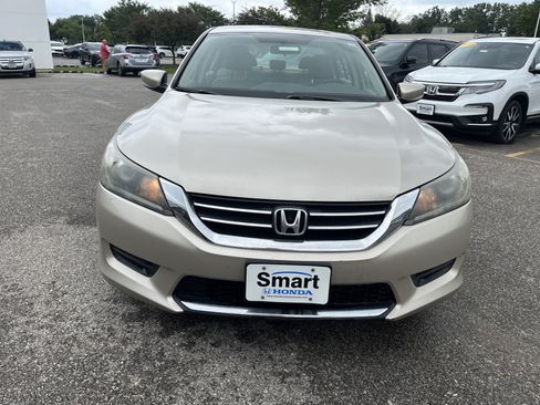 Used 2015 Honda Accord LX image 9