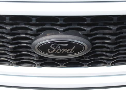 Used 2023 Ford F150 XL w/ STX Black Appearance Package AWD/4WD image 9