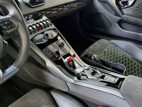 Used 2017 Lamborghini Huracan LP 580-2 RWD image 22