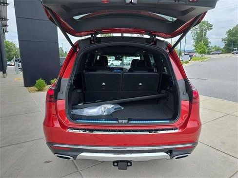 Used 2025 Mercedes-Benz GLS 450 4MATIC image 6