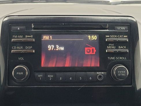 Used 2014 Nissan Titan SV w/ SV Value Truck Package image 25