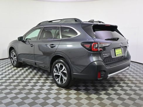 Used 2020 Subaru Outback Limited w/ Popular Package #2 image 3