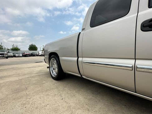 Used 2005 GMC Sierra 1500 SLE w/ Light Duty Power Package RWD image 35