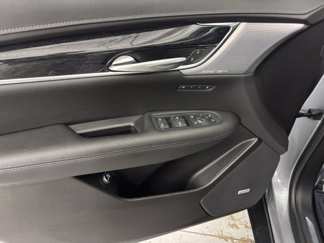 Used 2023 Cadillac XT5 Premium Luxury AWD/4WD image 11