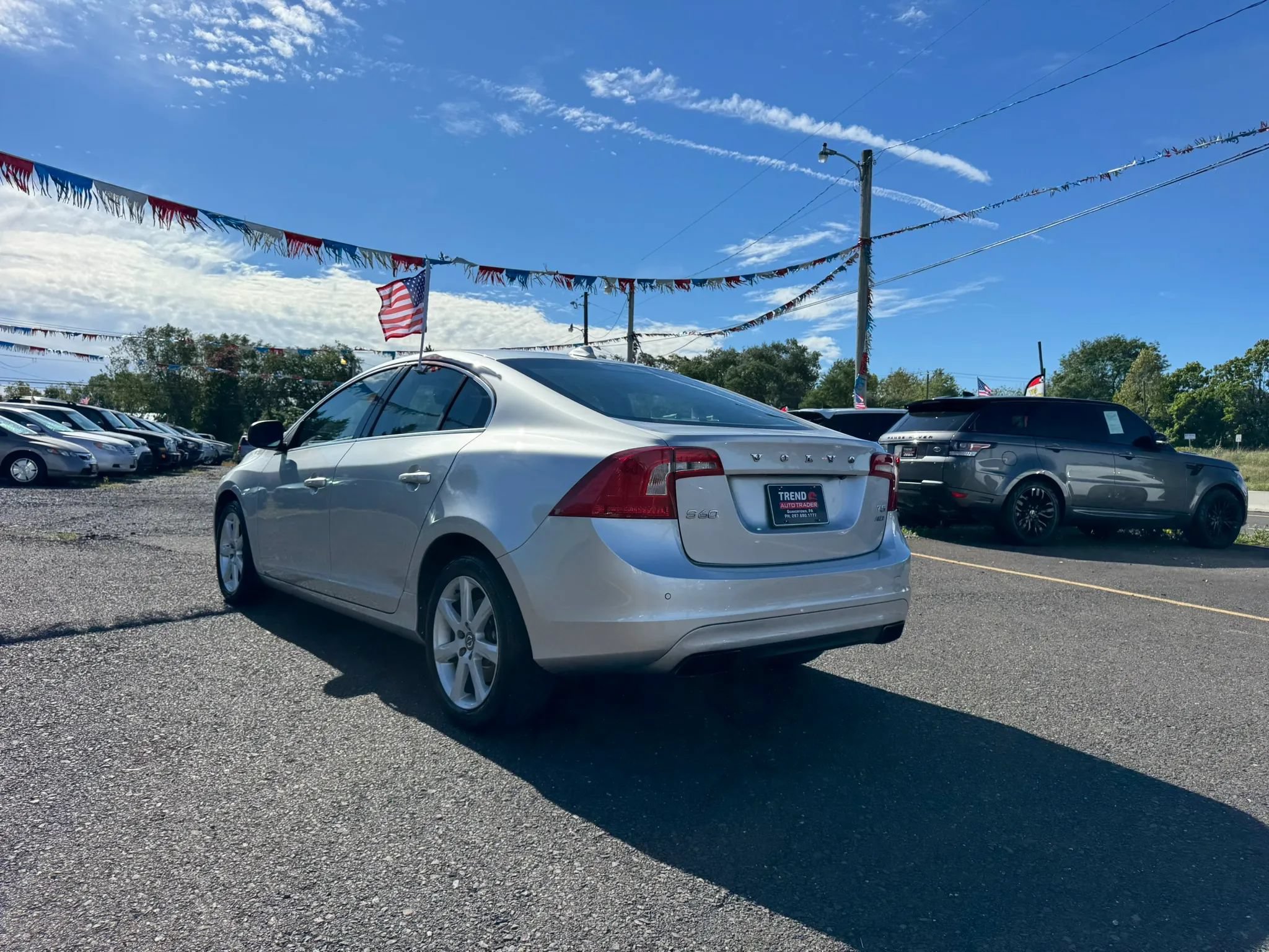 Used 2016 Volvo S60 T5 Premier w/ Convenience Package AWD/4WD image 4