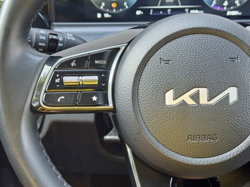 Used 2024 Kia Seltos S FWD image 19