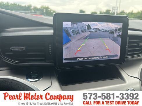 Used 2022 Ford Explorer XLT w/ Class IV Trailer Tow Package AWD/4WD image 16