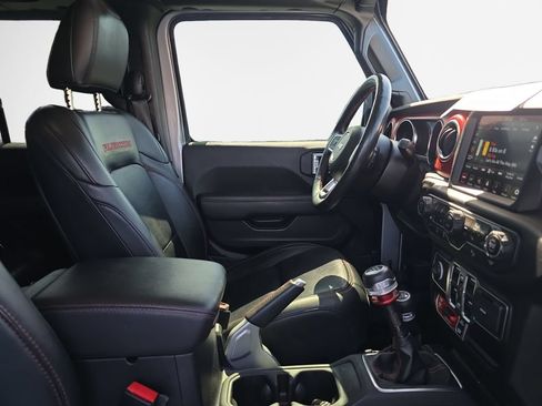 Used 2021 Jeep Gladiator Rubicon AWD/4WD image 25