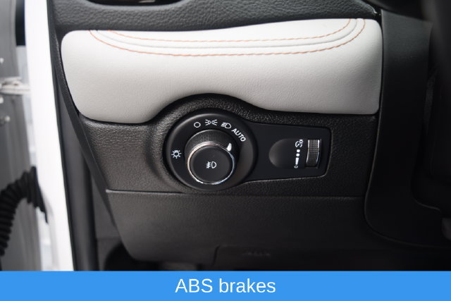 Used 2022 Dodge Durango R/T w/ Blacktop Package AWD/4WD image 7