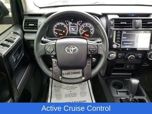 Used 2020 Toyota 4Runner Venture w/ Moonroof Package image 14