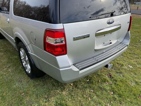 Used 2010 Ford Expedition EL Limited image 17