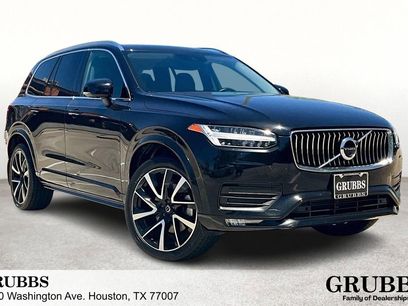 Certified 2022 Volvo XC90 T6 Momentum w/ Advanced Package