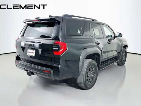 Used 2025 Toyota 4Runner SR5 AWD/4WD image 7