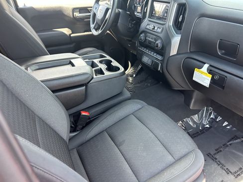 Used 2024 Chevrolet Silverado 1500 Custom w/ Turbomax Blackout Package RWD image 12
