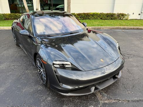 Used 2020 Porsche Taycan Turbo S image 7