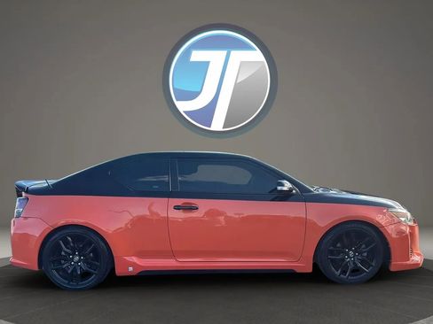 Used 2015 Scion tC image 11