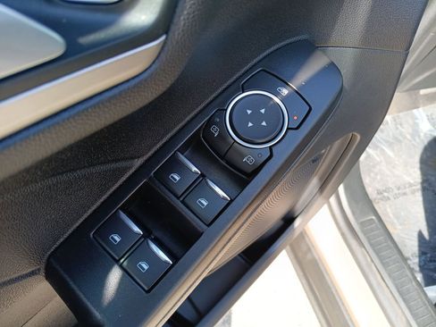 Certified 2021 Ford Escape SE w/ Cold Weather Package image 13