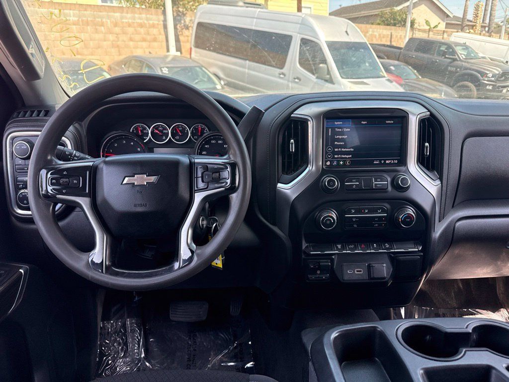 Used 2021 Chevrolet Silverado 2500 LT w/ Z71 Off-Road Package AWD/4WD image 8