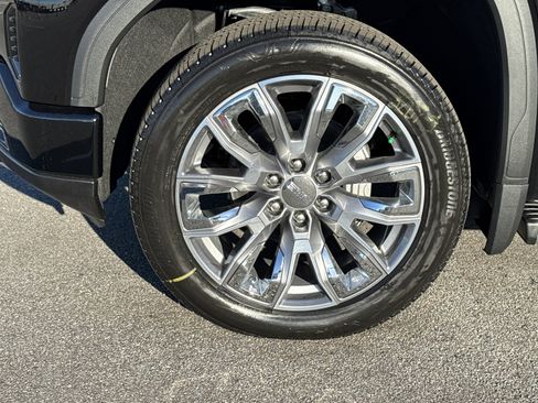 New 2026 GMC Sierra 1500 Denali image 13