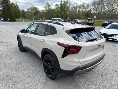 New 2026 Chevrolet Trax ACTIV FWD image 17