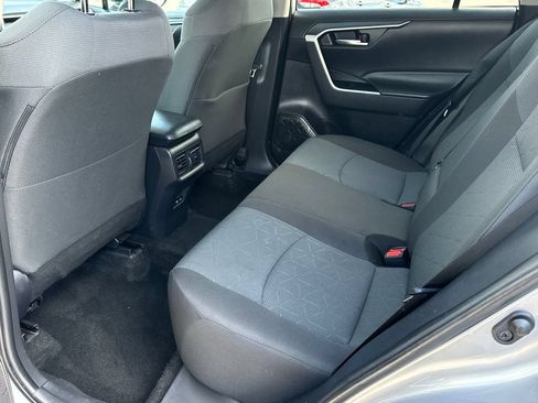 Used 2024 Toyota RAV4 XLE FWD image 16