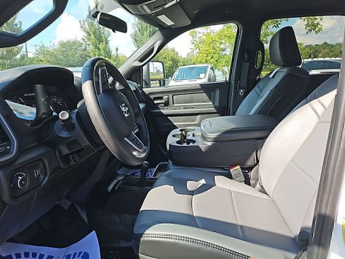 New 2024 RAM 2500 Tradesman image 21