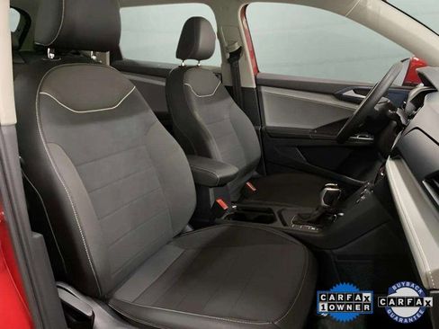 Used 2024 Volkswagen Taos SE image 84