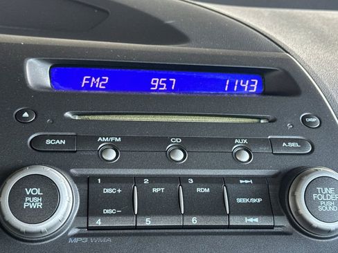 Used 2010 Honda Civic LX image 16