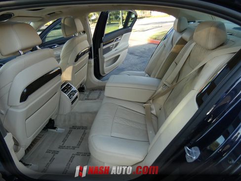 Used 2016 BMW 750i xDrive AWD/4WD image 53