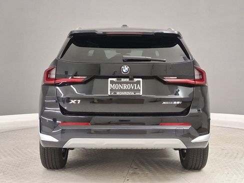 New 2026 BMW X1 xDrive28i w/ Convenience Package AWD/4WD image 8