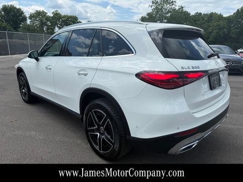 Certified 2026 Mercedes-Benz GLC 300 4MATIC image 9