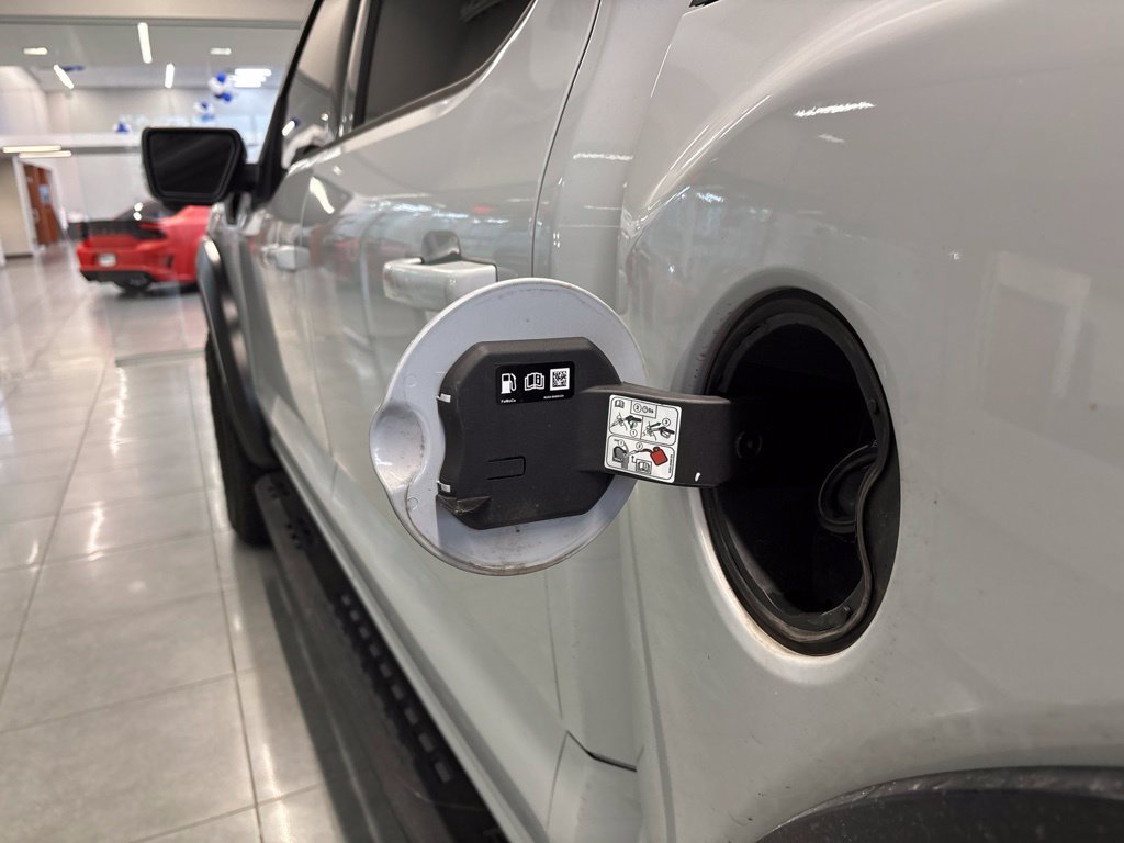 Used 2025 Ford F150 Raptor AWD/4WD image 8