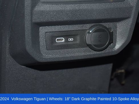 Used 2024 Volkswagen Tiguan SE AWD/4WD image 28