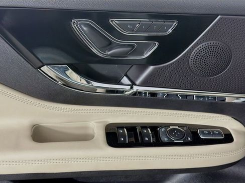 New 2026 Lincoln Corsair Premiere image 18