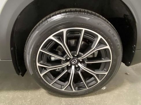 Used 2025 MAZDA CX-70 Plug-In Hybrid w/ Premium Pkg image 7