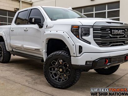 Used 2023 GMC Sierra 1500 AT4 w/ AT4 Premium Package