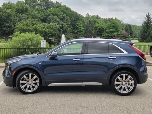 Used 2019 Cadillac XT4 Premium Luxury FWD image 25