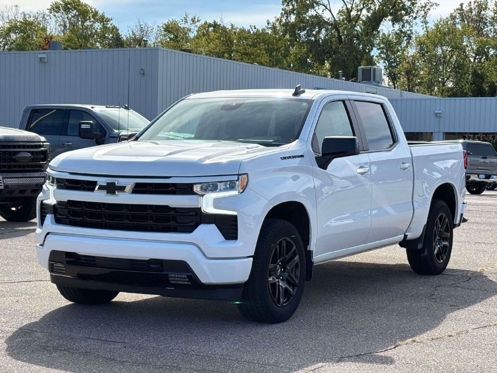 Used 2024 Chevrolet Silverado 1500 RST w/ Protection Package AWD/4WD image 24